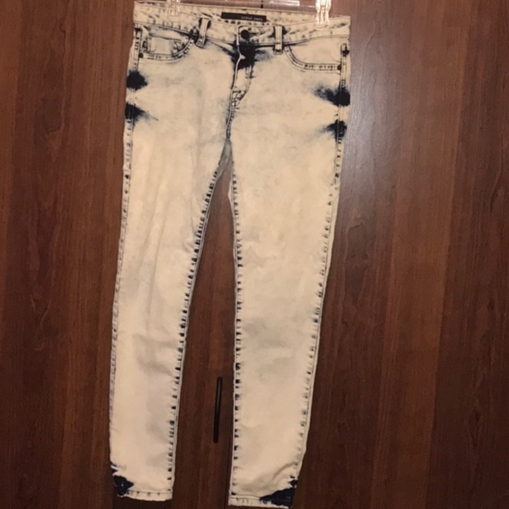 SNEAK PEEK White/Blue Washed Skinny Jeans, Sz 11